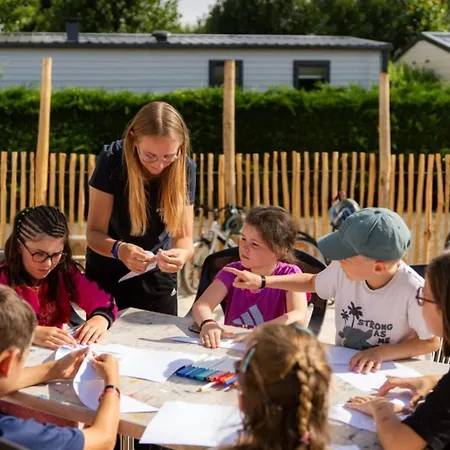 Camping Mobil Accueillant, Animaux Ok - 6 Pers. - Api-1-52-2572 Saint-Jean-de-Monts